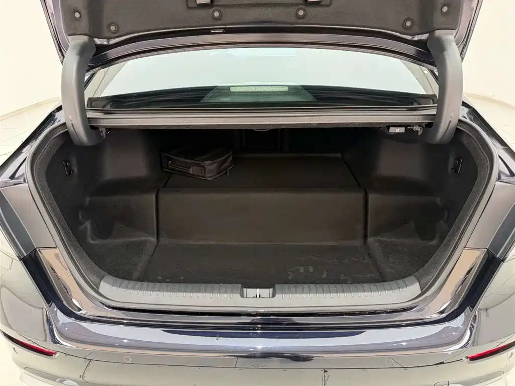 Accord New Energy 2023 2.0L e:PHEV flagship version купить на сайте DeffCars