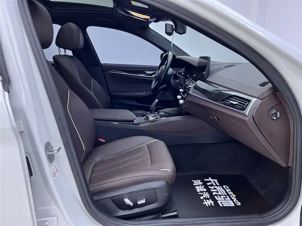 BMW 5 Series 2022 facelift 525Li M Sports Package купить на сайте DeffCars