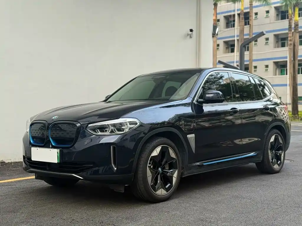 BMW iX3 2021 innovative model купить на сайте DeffCars