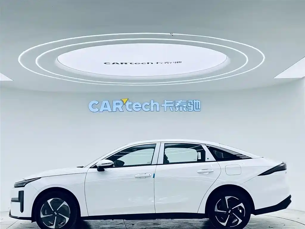 Galaxy L6 2025 EM-i 140km Starship Edition купить на сайте DeffCars
