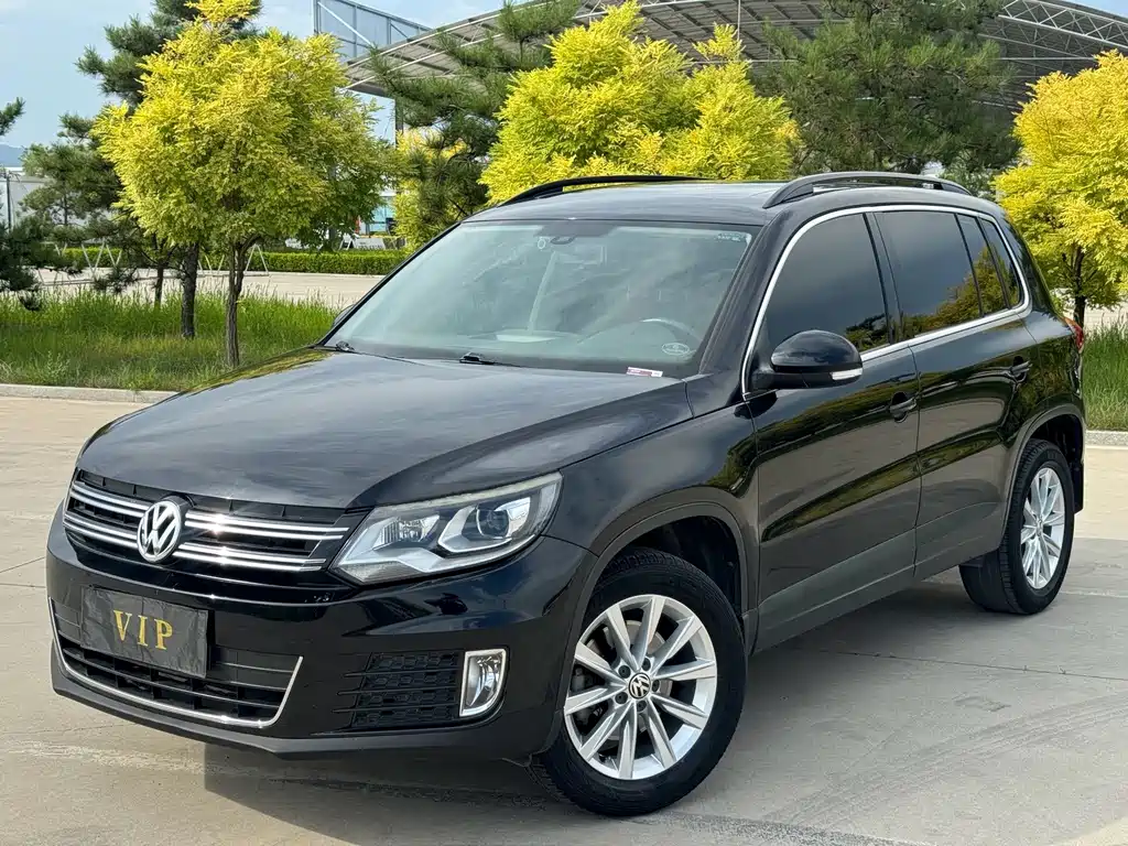 Tiguan 2015 1.8TSI automatic two-wheel drive comfort version купить на сайте DeffCars