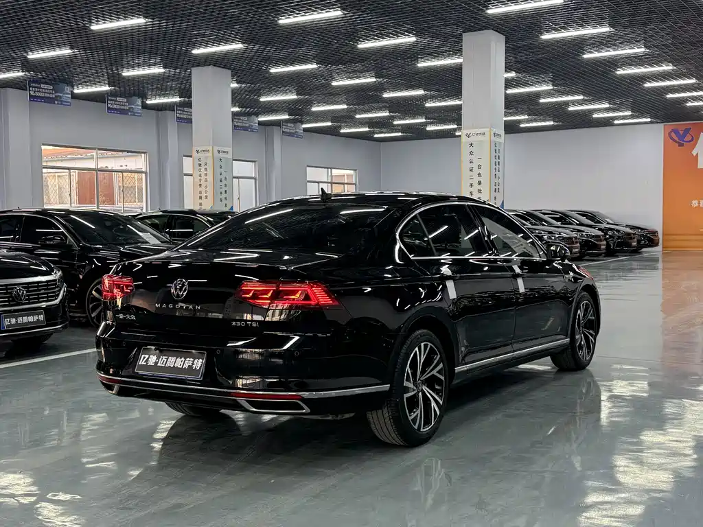 MAGOTAN 2021 330TSI DSG 30th Anniversary Edition купить на сайте DeffCars