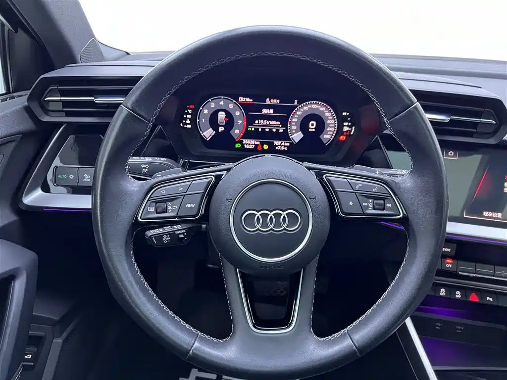 Audi A3 2024 Sportback 35 TFSI stylish and sporty купить на сайте DeffCars
