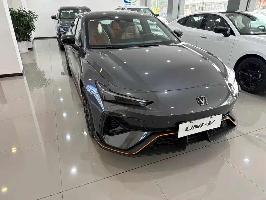 Changan UNI-V 2025 third generation 1.5T 500Bar distinguished sports model купить на сайте DeffCars