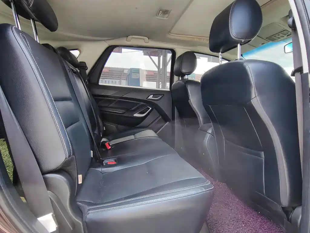 Yusheng S350 2017 2.0T automatic two-wheel drive diesel luxury sunroof version 5 seats купить на сайте DeffCars