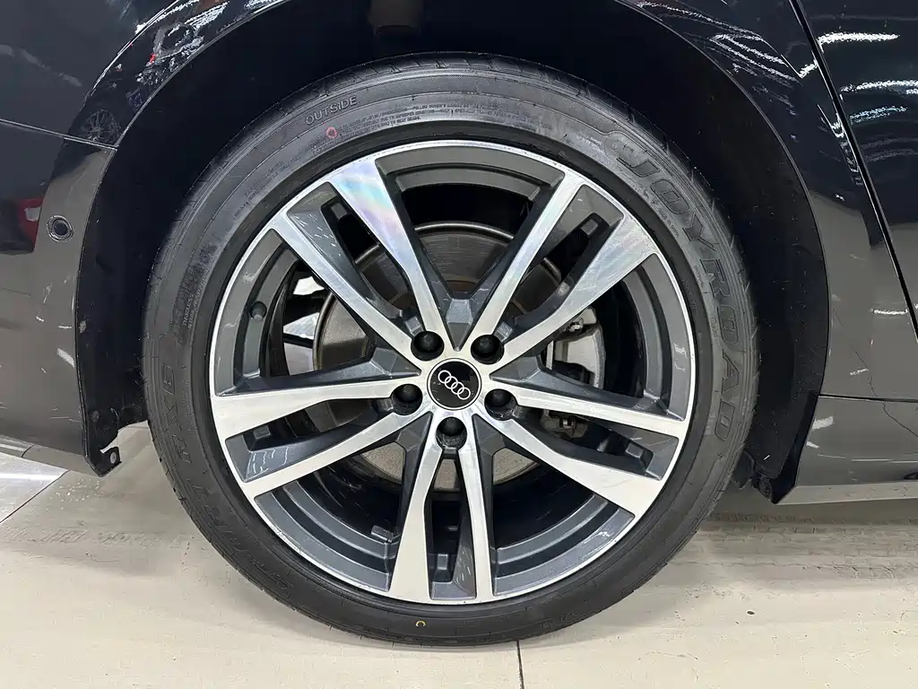 Audi A6L 2022 45 TFSI Premium Dynamic Model купить на сайте DeffCars