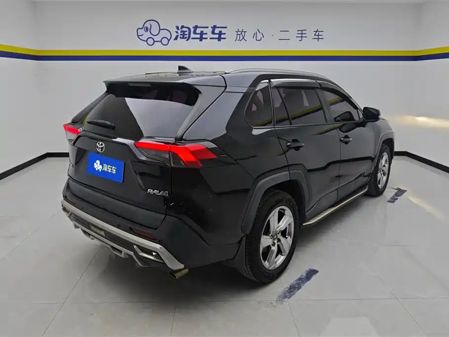 RAV4 Rongfang 2020 2.0L CVT two-wheel drive fashion version купить на сайте DeffCars