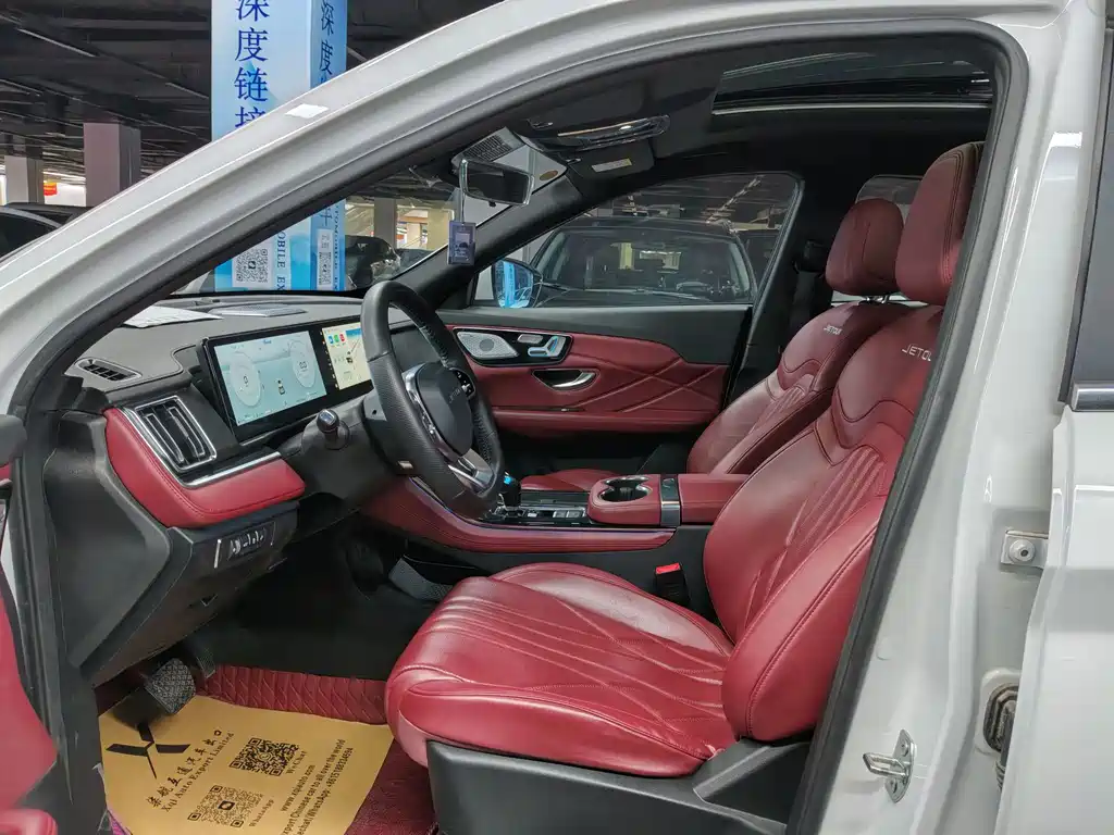 Jietu X70 PLUS 2025 1.5T flagship version 5 seats купить на сайте DeffCars