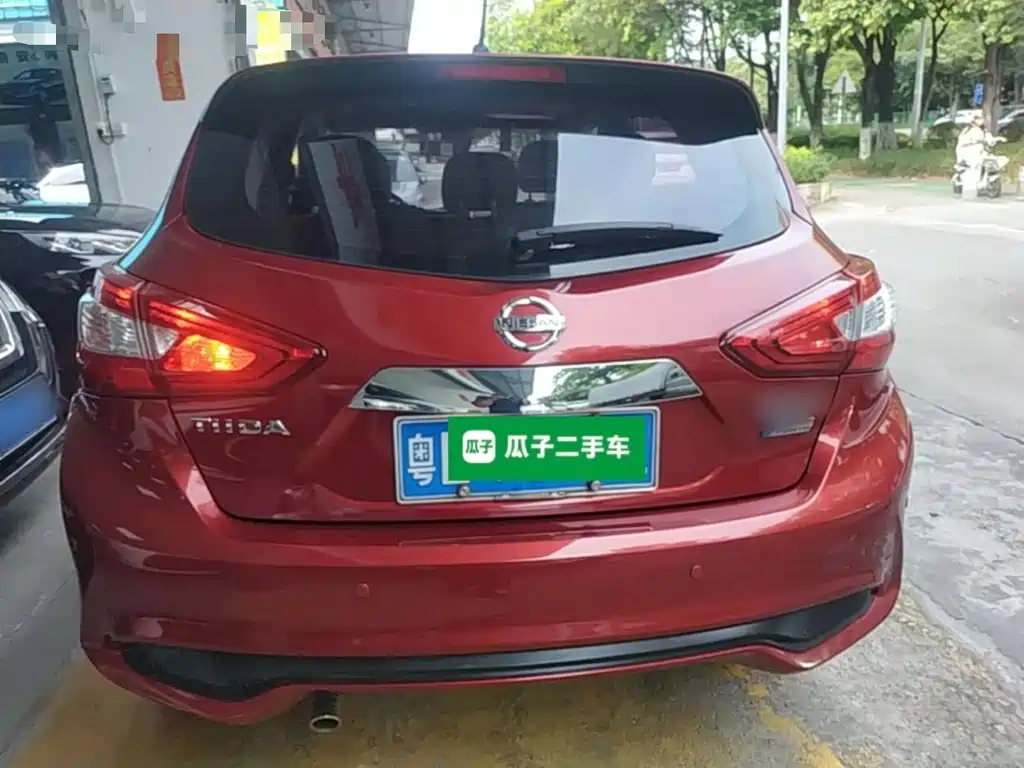 Tiida 2016 1.6L CVT Smart Travel Edition купить на сайте DeffCars