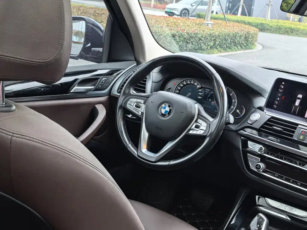 BMW X3 2019 xDrive25i Luxury Package купить на сайте DeffCars