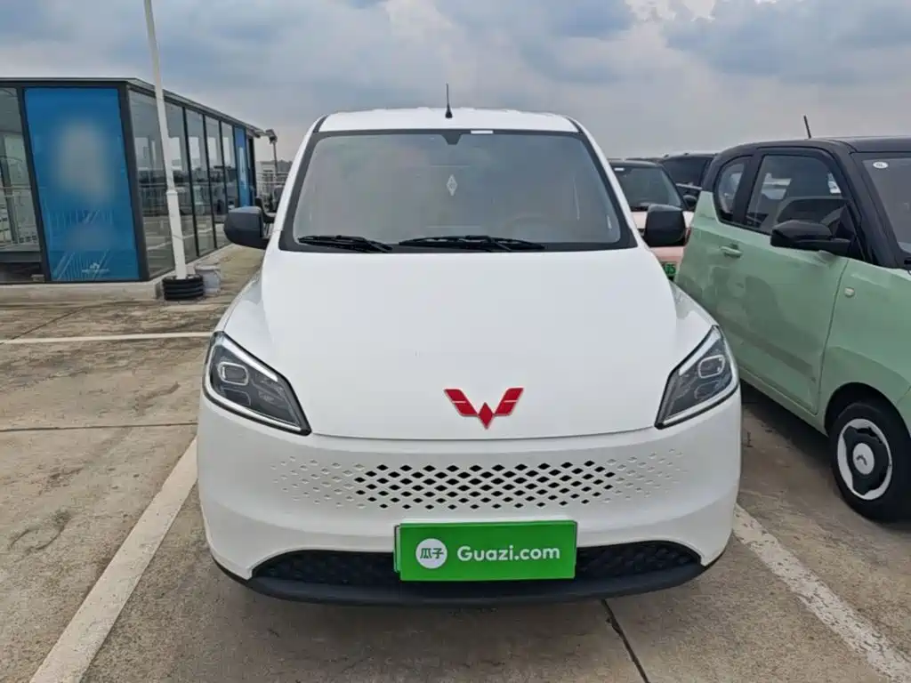Wuling Hongguang New Energy 2025 Extended Range Hybrid 50KM Practical купить на сайте DeffCars