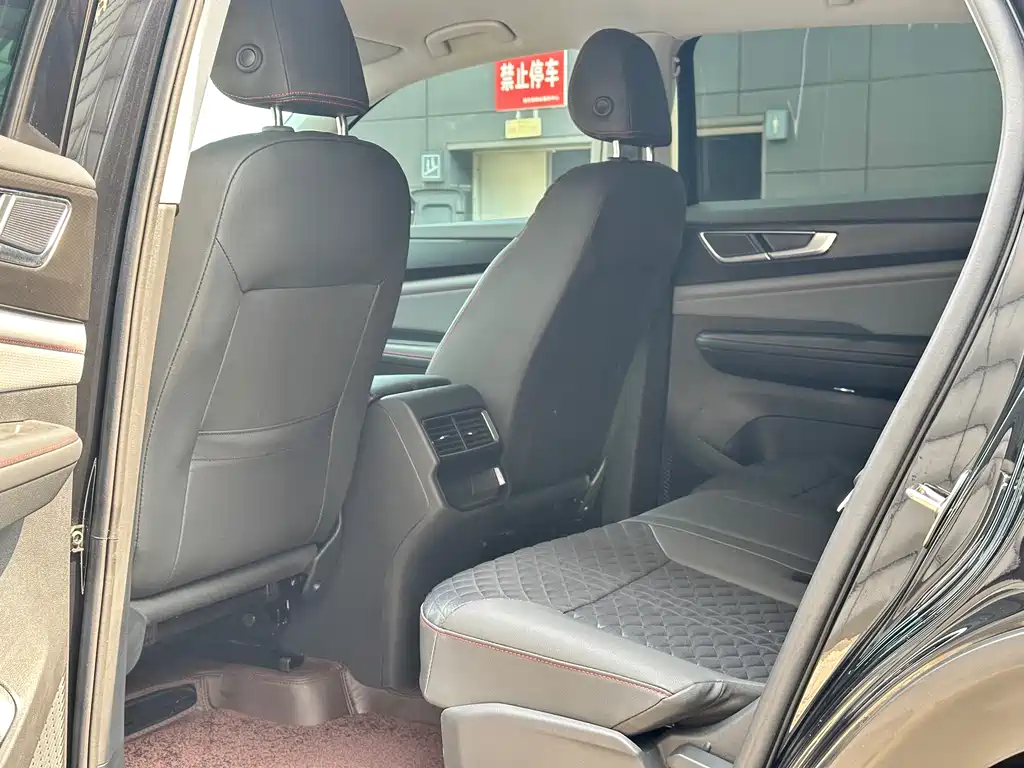Touron 2024 Touron X 380TSI four-wheel drive luxury version купить на сайте DeffCars