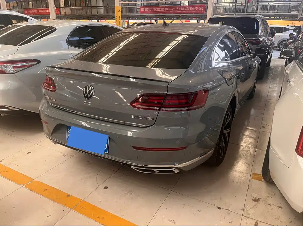 FAW-Volkswagen CC 2021 330TSI Dazzling Edition купить на сайте DeffCars