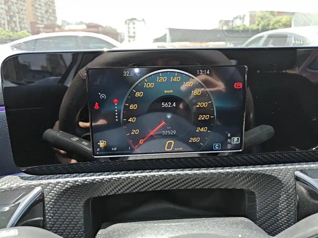Mercedes-Benz A-Class 2022 A 180 L купить на сайте DeffCars