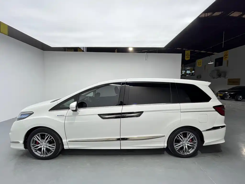 Alison 2019 2.0L Hybrid Deluxe Edition купить на сайте DeffCars
