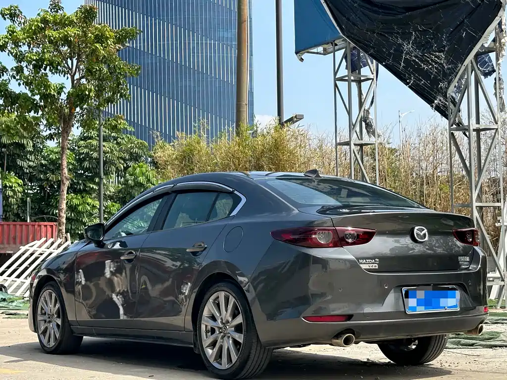 Mazda3 Angkesela 2020 2.0L Automatic Premium Edition купить на сайте DeffCars