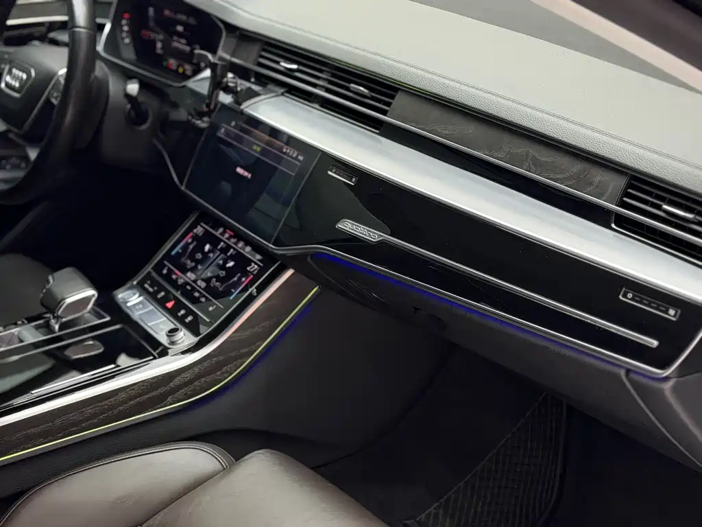 Audi A8 2019 Plus A8L 50 TFSI quattro comfort type купить на сайте DeffCars
