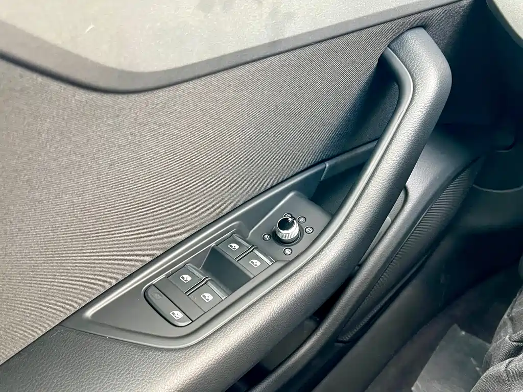 Audi A4L 2019 40 TFSI Enterprising National VI купить на сайте DeffCars