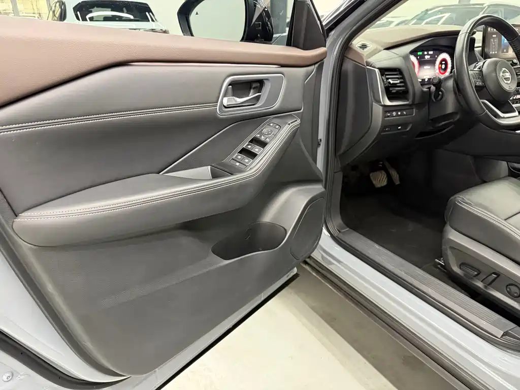 X-Trail 2021 VC-Turbo 300 CVT 4WD Extreme Edition купить на сайте DeffCars