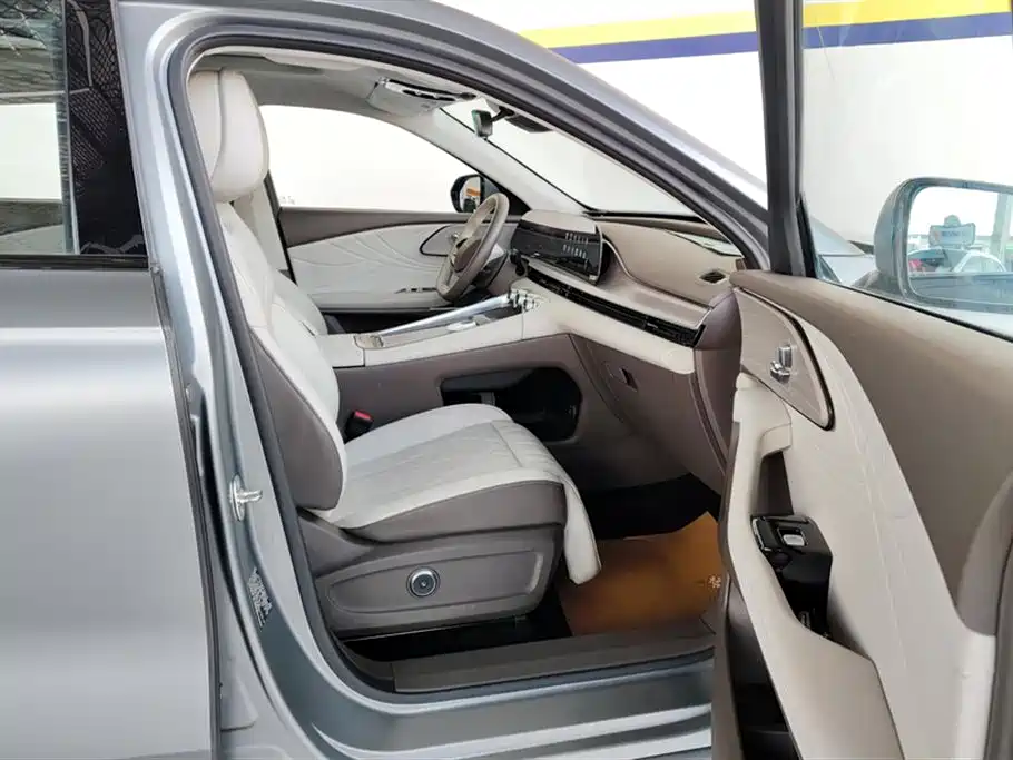 Yaoguang C-DM 2024 1.5T long battery life Pro купить на сайте DeffCars