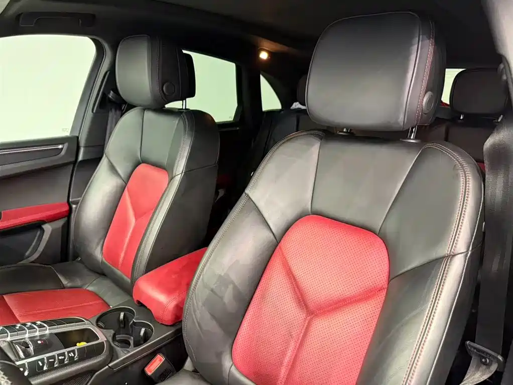 Macan 2020 Macan 2.0T купить на сайте DeffCars