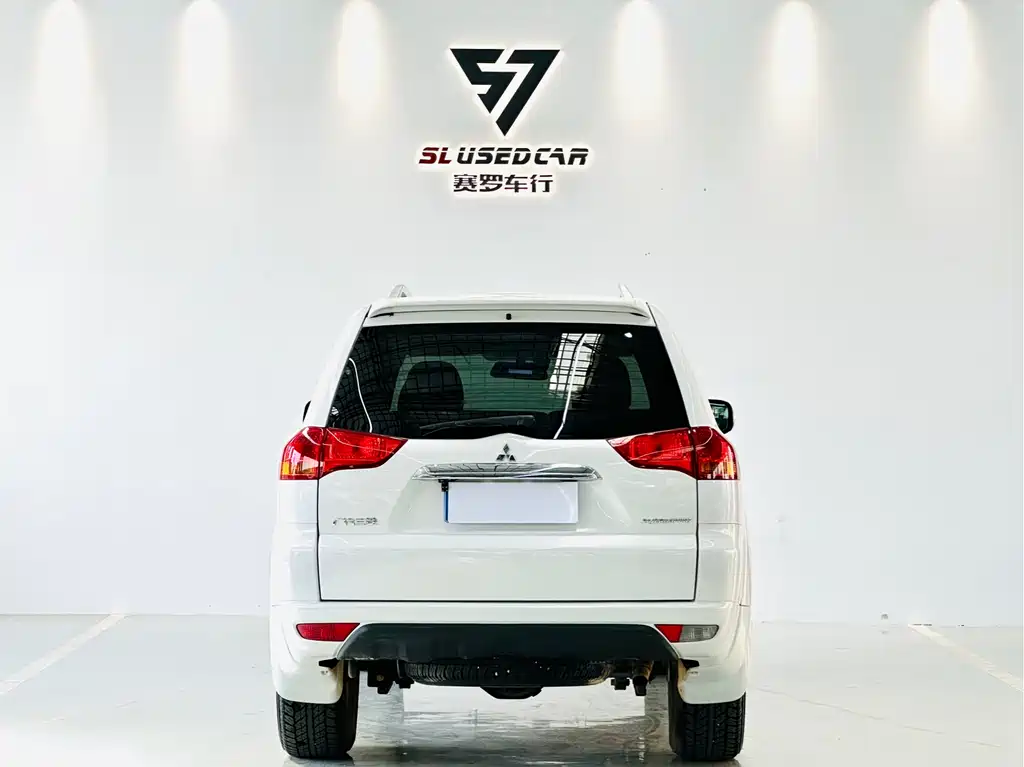 Pajero Jinchang 2013 3.0L automatic four-wheel drive flagship version купить на сайте DeffCars