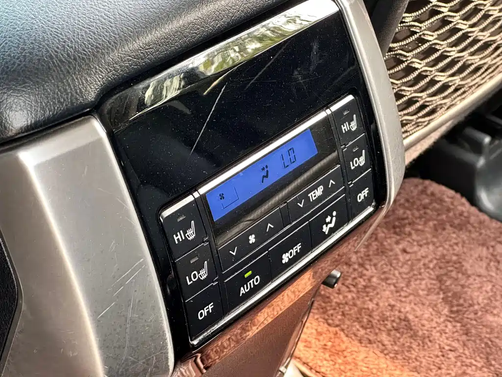 Prado 2018 3.5L automatic VX NAVI rear mounted spare tire купить на сайте DeffCars