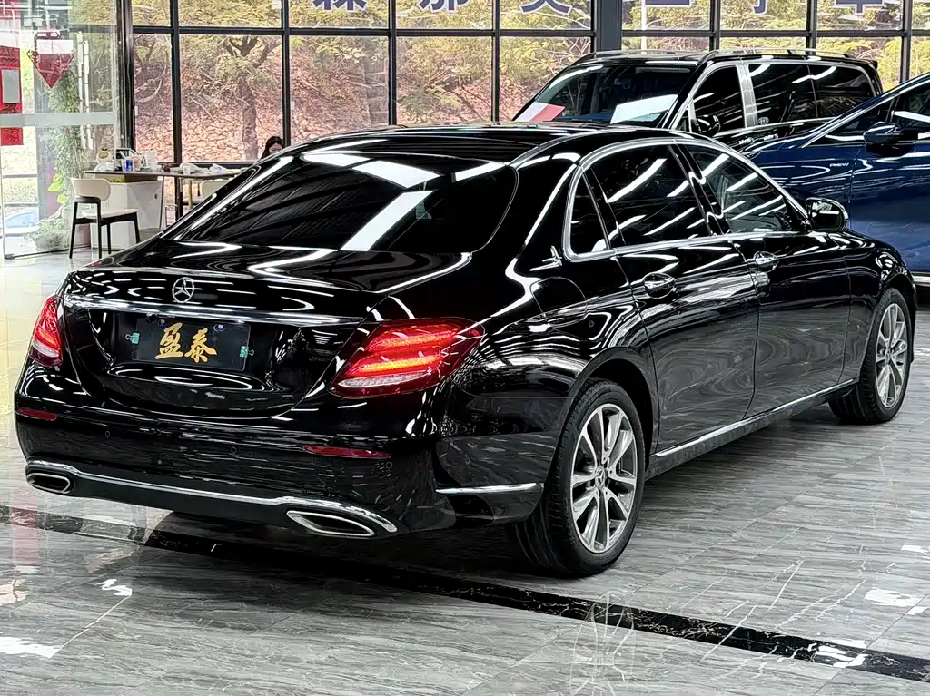 Mercedes-Benz E-Class 2018 E 200 L купить на сайте DeffCars
