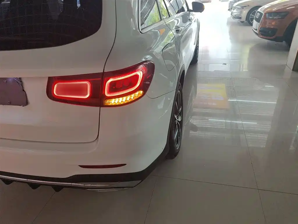 Mercedes-Benz GLC 2022 facelift GLC 260 L 4MATIC luxury model купить на сайте DeffCars