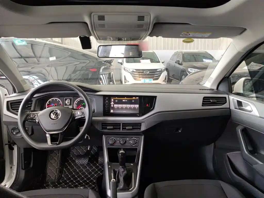 Polo 2021 Plus 1.5L Automatic Panoramic Enjoyment Edition купить на сайте DeffCars