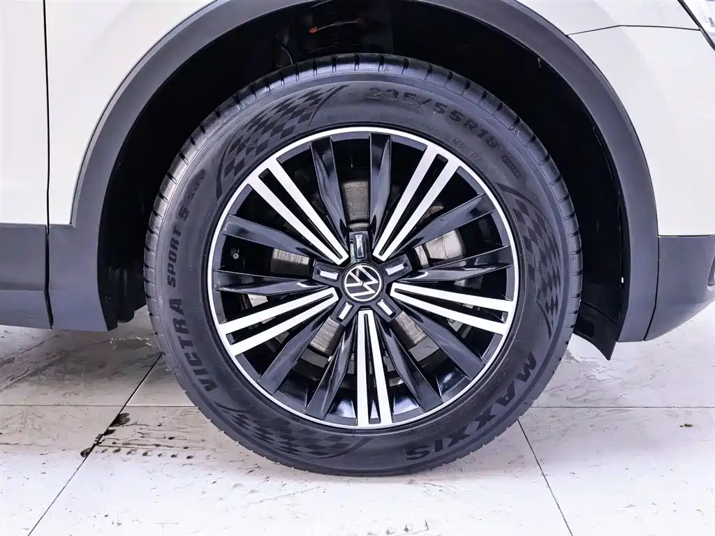 Tiguan L 2020 330TSI automatic two-wheel drive panoramic comfort version National VI купить на сайте DeffCars