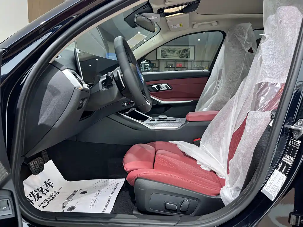 BMW 3 Series 2025 330Li M Sports Night Package купить на сайте DeffCars