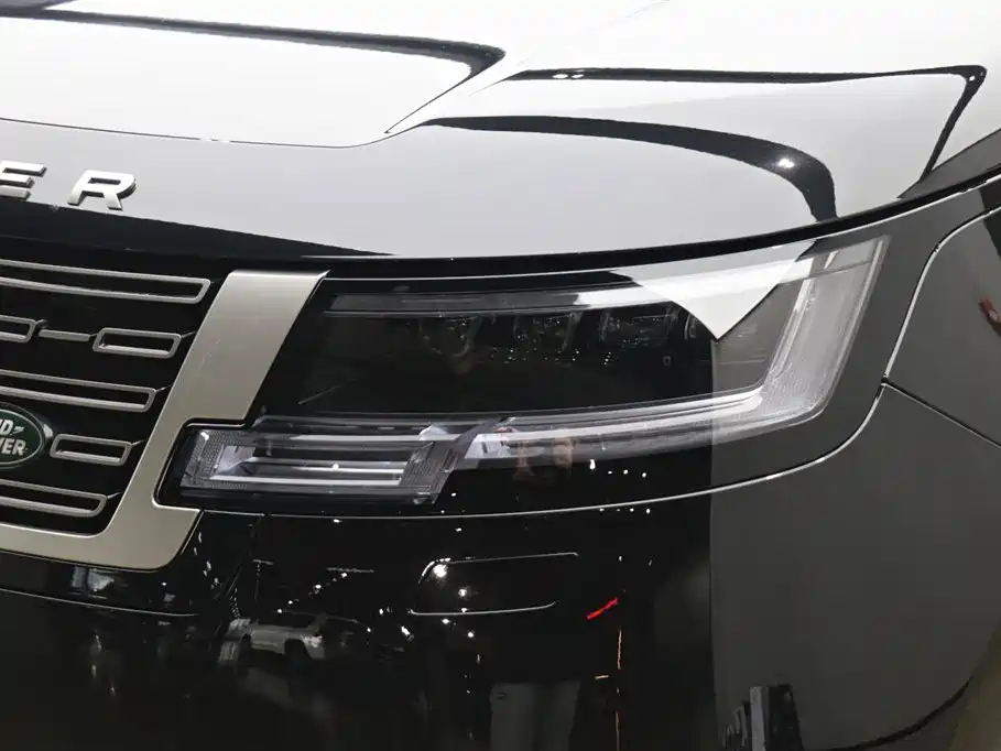 Range Rover 2025 3.0 L6 400PS Extended Edition купить на сайте DeffCars