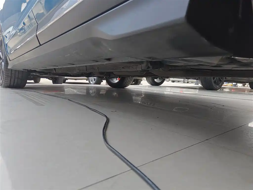 Emgrand S 2021 1.4T CVT premium model купить на сайте DeffCars