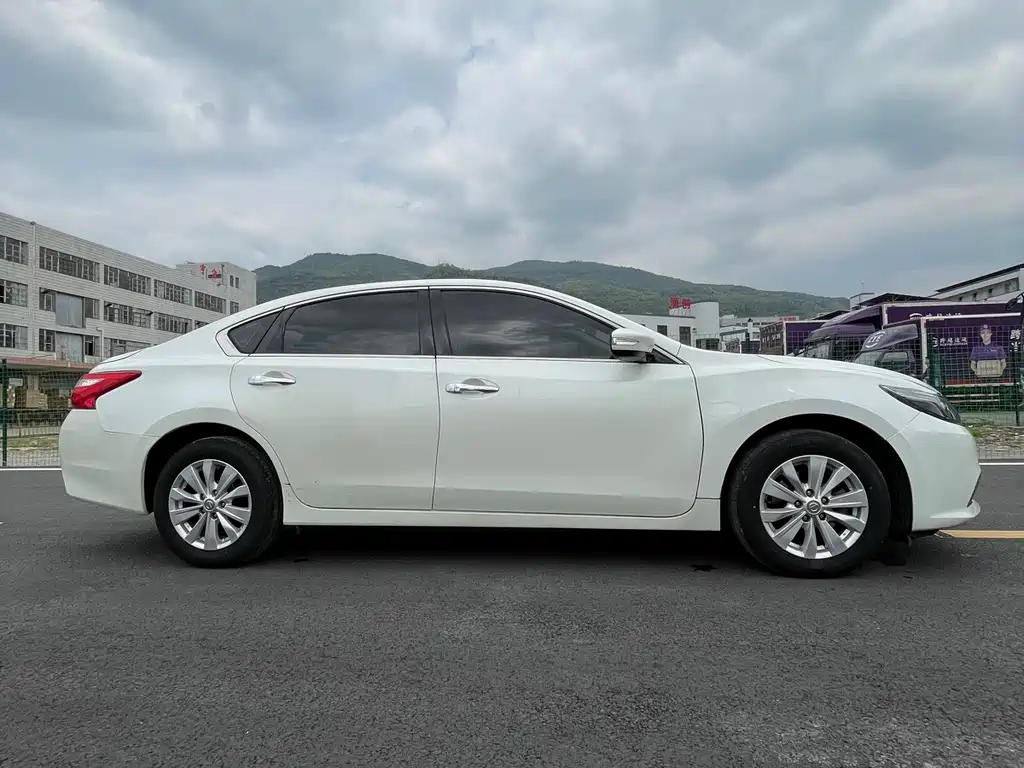 Teana 2016 facelift 2.0L XL comfort version купить на сайте DeffCars