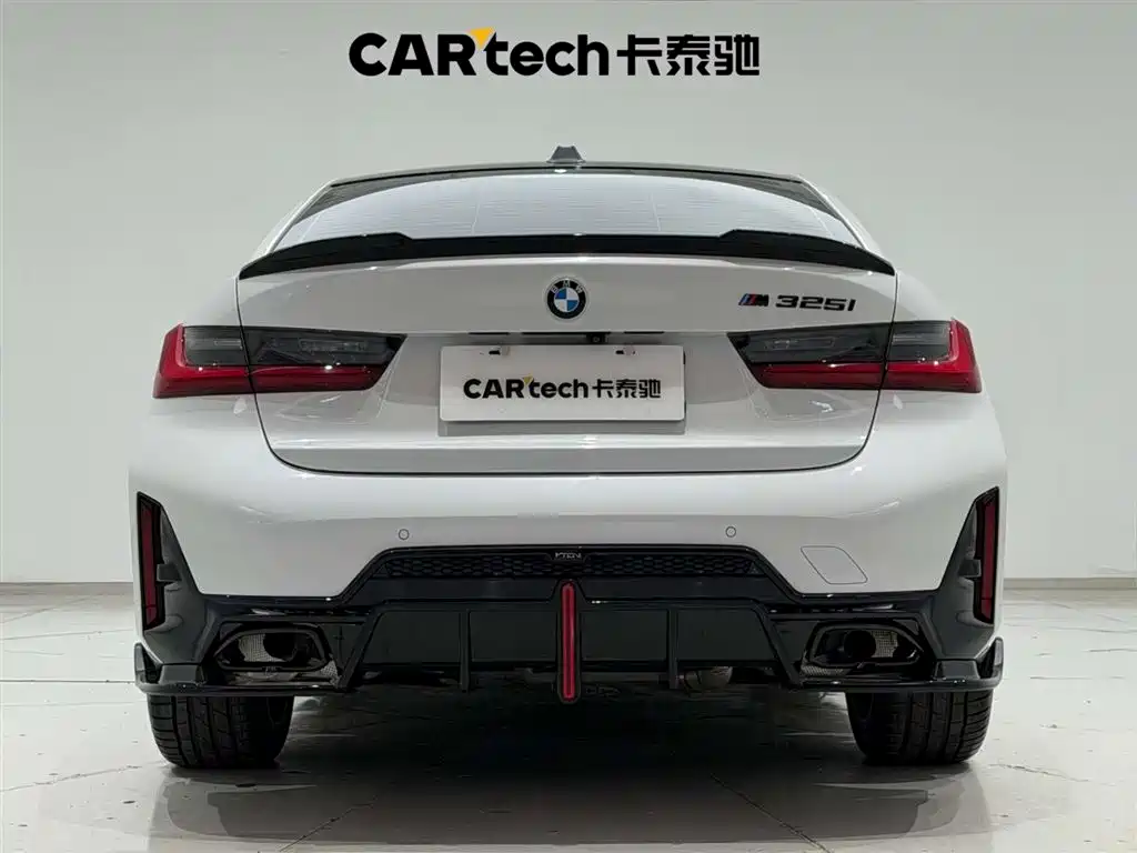 BMW 3 Series 2024 325i M Sports Package купить на сайте DeffCars