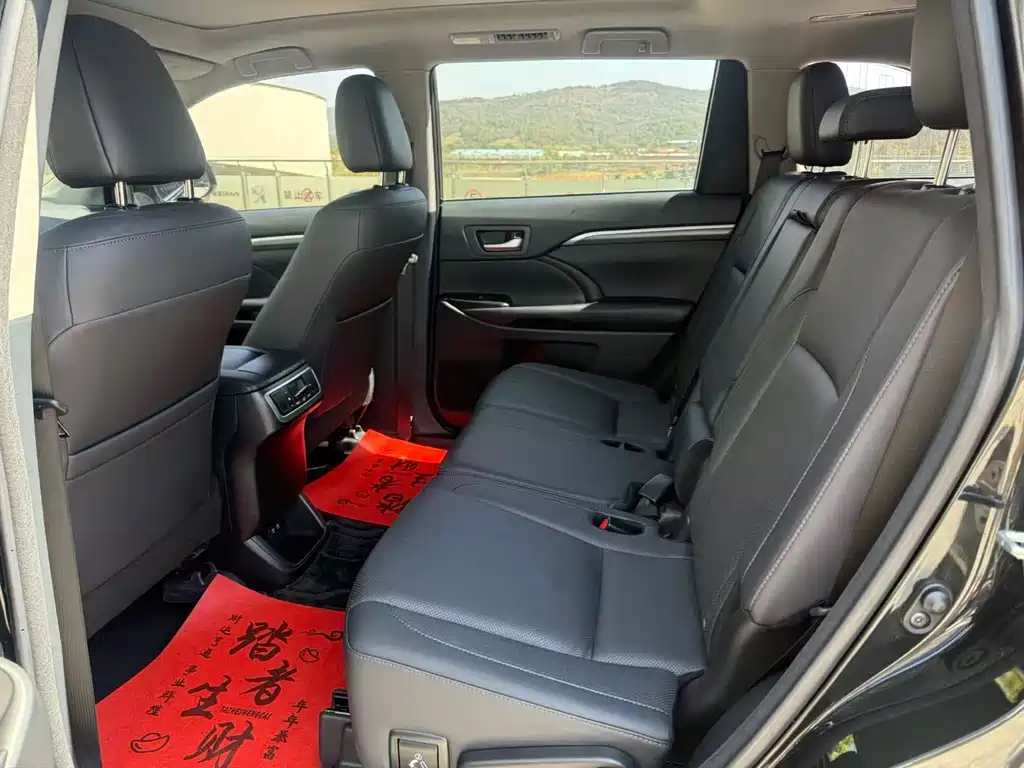 Highlander 2018 2.0T four-wheel drive extreme version, 7 seats, National V купить на сайте DeffCars