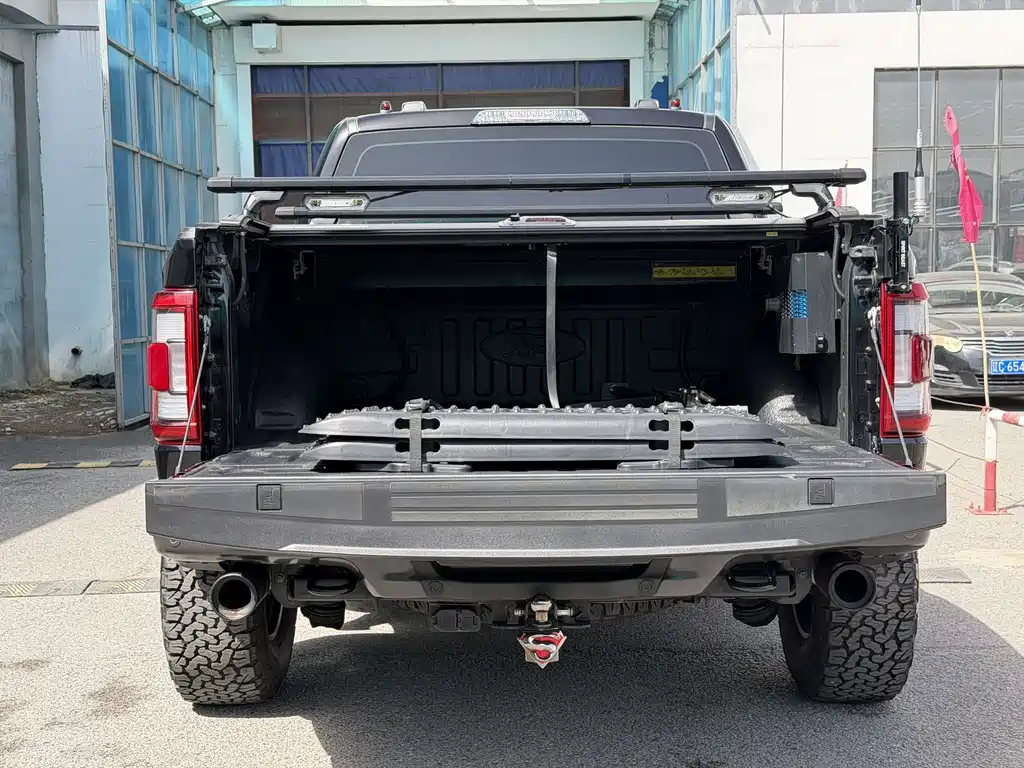 Ford F-150 Raptor 2023 3.5T Raptor купить на сайте DeffCars