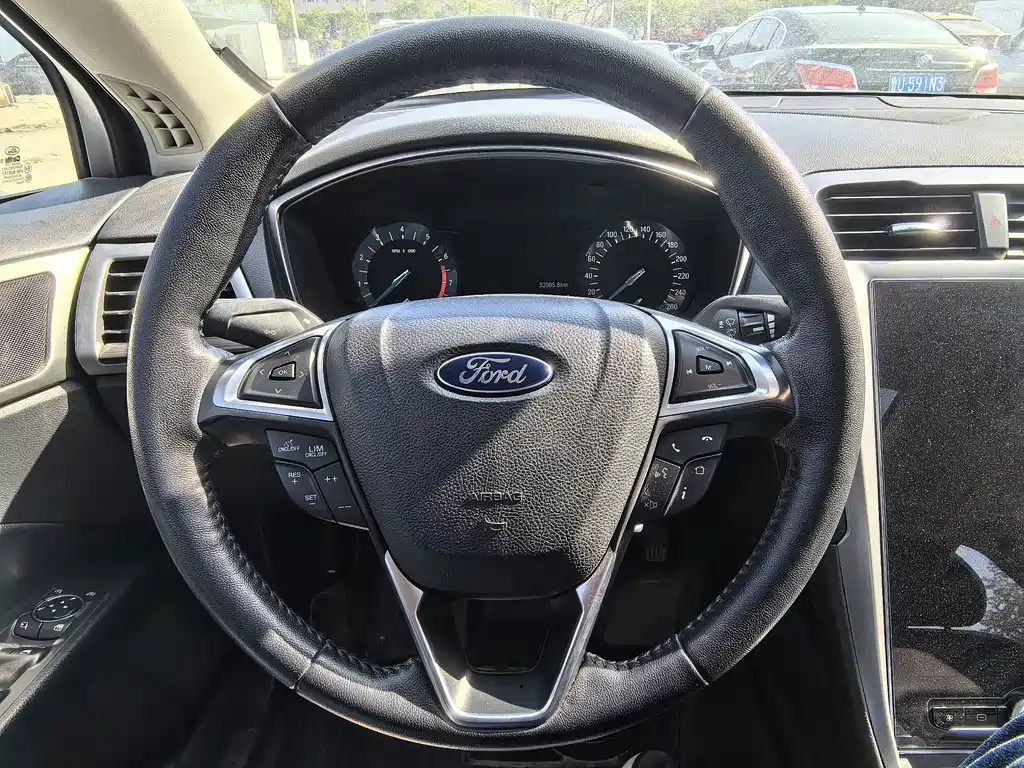 Mondeo 2020 EcoBoost 200 Fashion Model купить на сайте DeffCars