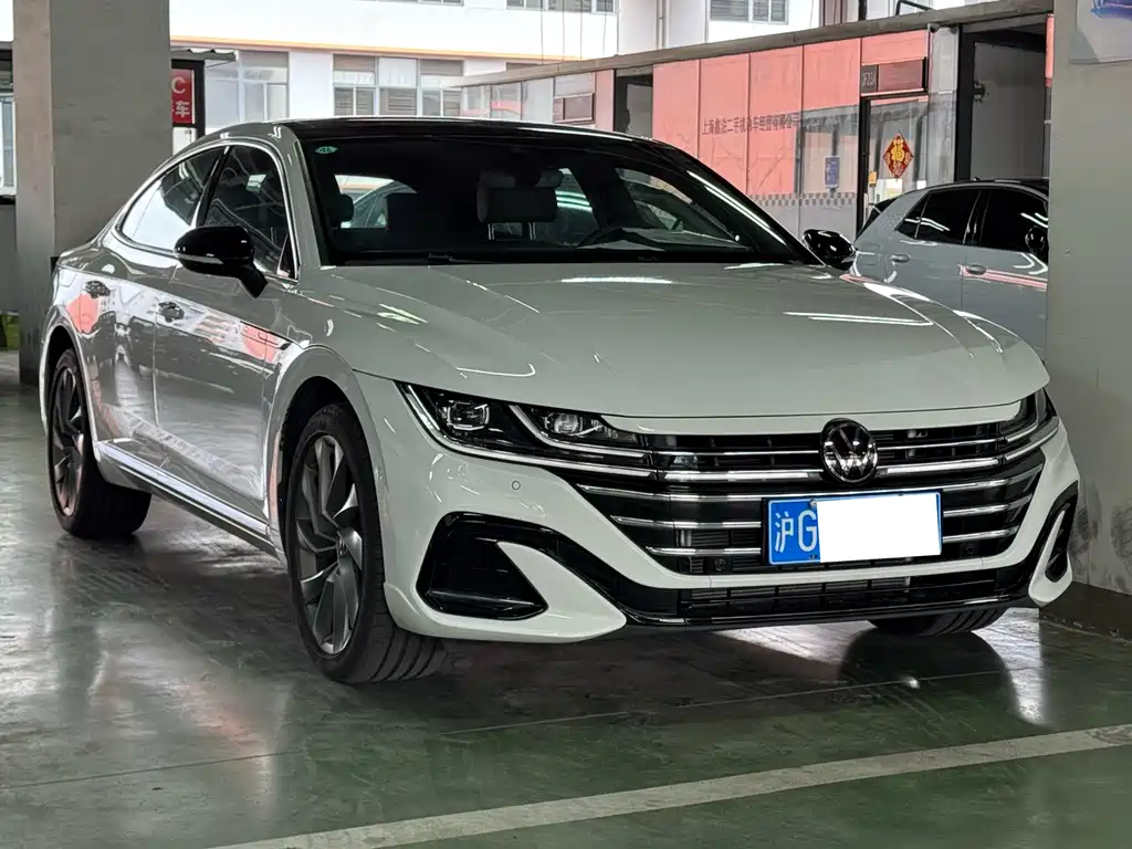 FAW-Volkswagen CC 2024 380TSI eye-catching version купить на сайте DeffCars