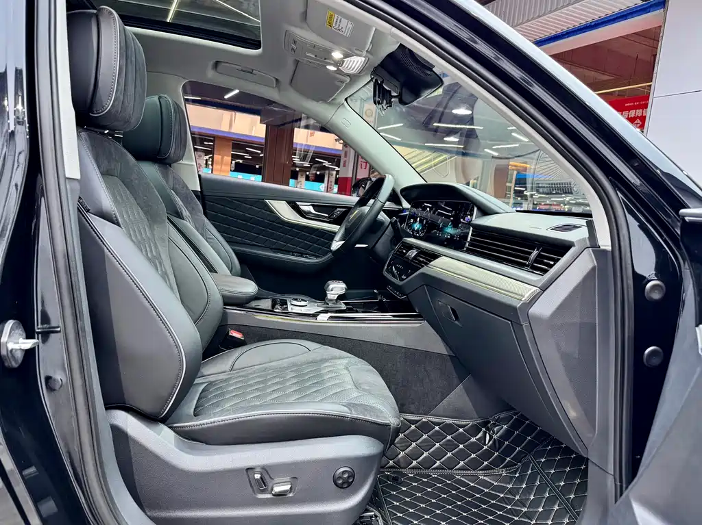 Hongqi HS5 2019 2.0T Zhilian Flagship Edition купить на сайте DeffCars
