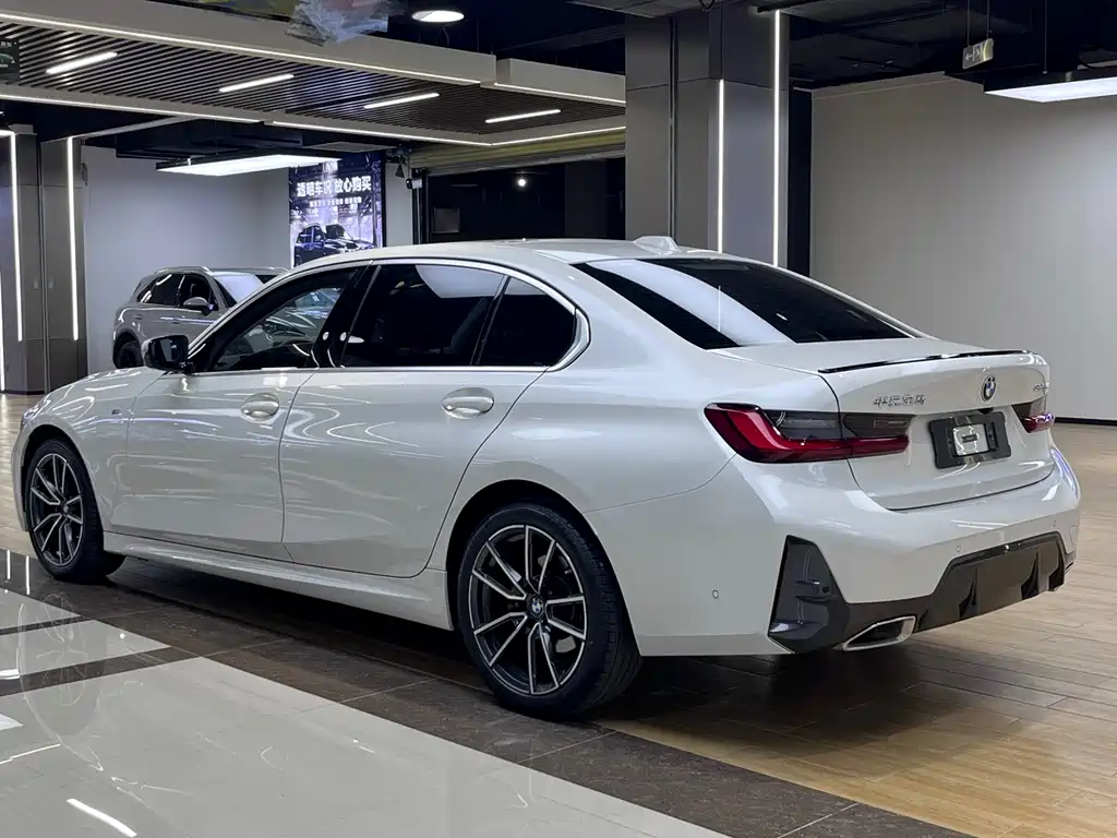BMW 3 Series 2024 325Li M Sports Package купить на сайте DeffCars