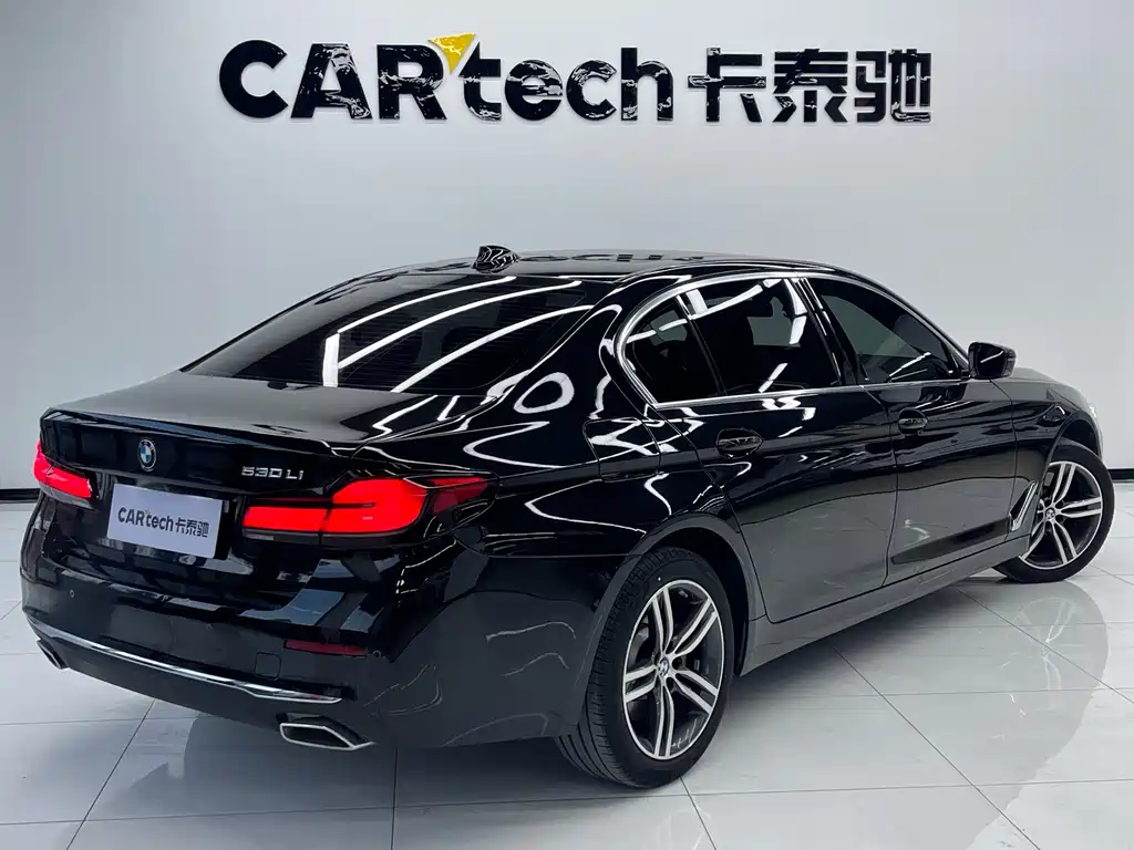 BMW 5 Series 2022 530Li Leading Luxury Package купить на сайте DeffCars