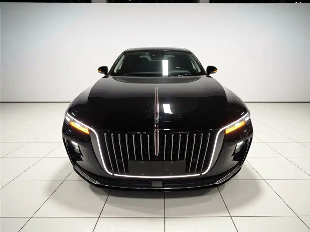 Hongqi H9 2020 2.0T Zhilian Qichang Edition купить на сайте DeffCars