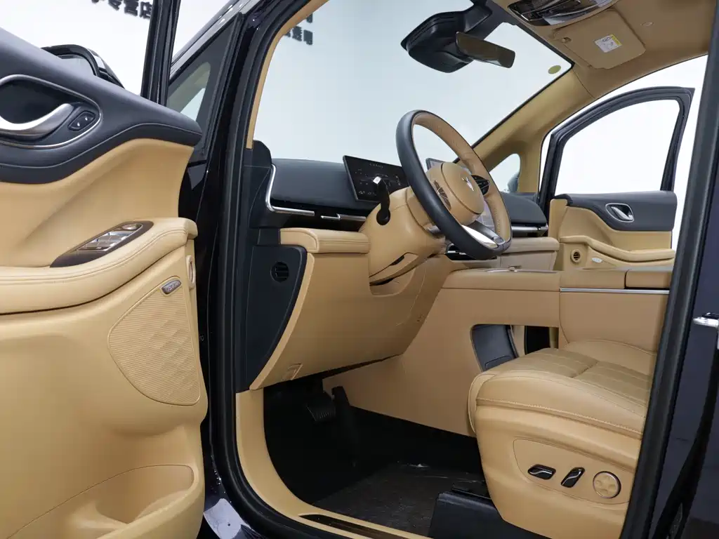 Lantu Dreamer 2025 PHEV four-wheel drive excellent Qiankun version купить на сайте DeffCars