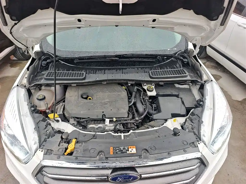 Escape 2019 EcoBoost 180 two-wheel drive platinum airfoil National VI купить на сайте DeffCars