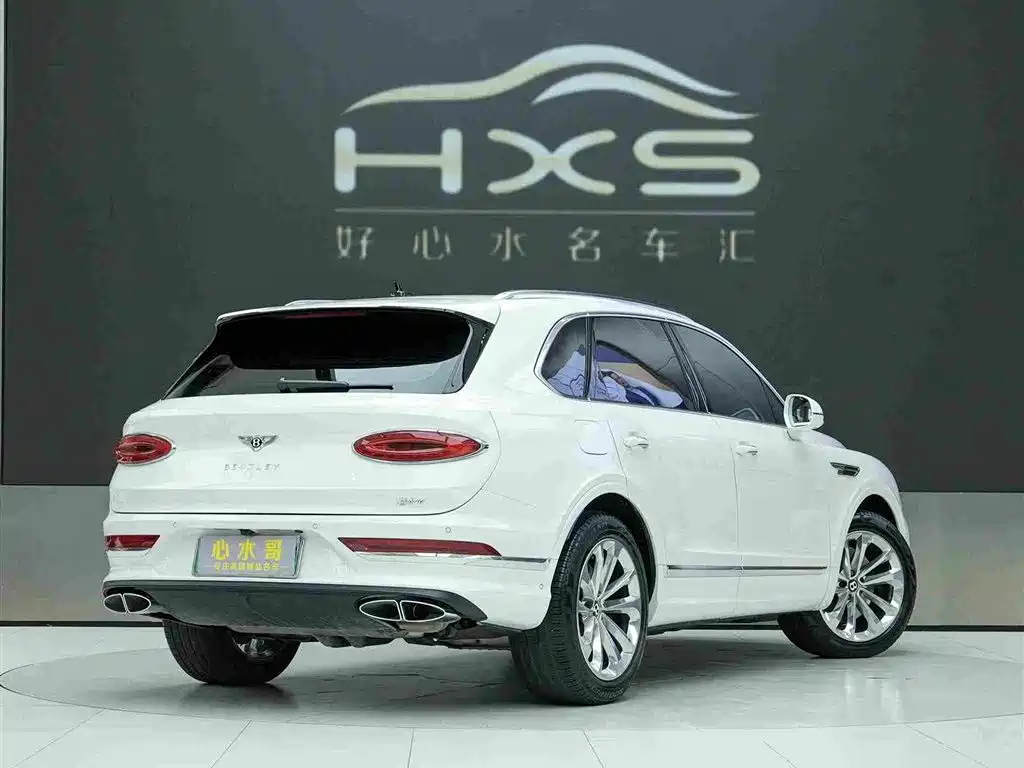Bentayga plug-in hybrid 2023 3.0T PHEV купить на сайте DeffCars