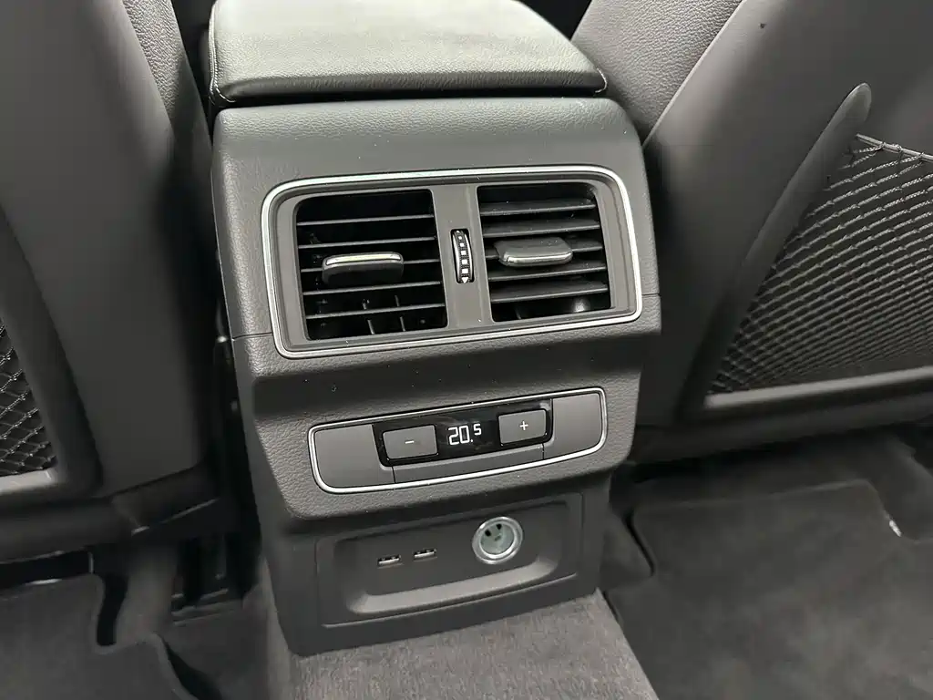 Audi Q5L 2020 facelift 40 TFSI Honorable and enterprising model купить на сайте DeffCars