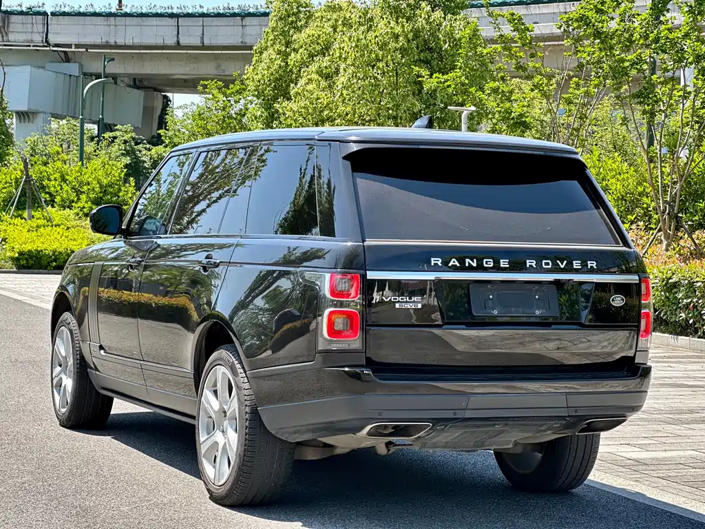 Range Rover 2019 3.0 SC V6 Legendary Extended Edition купить на сайте DeffCars