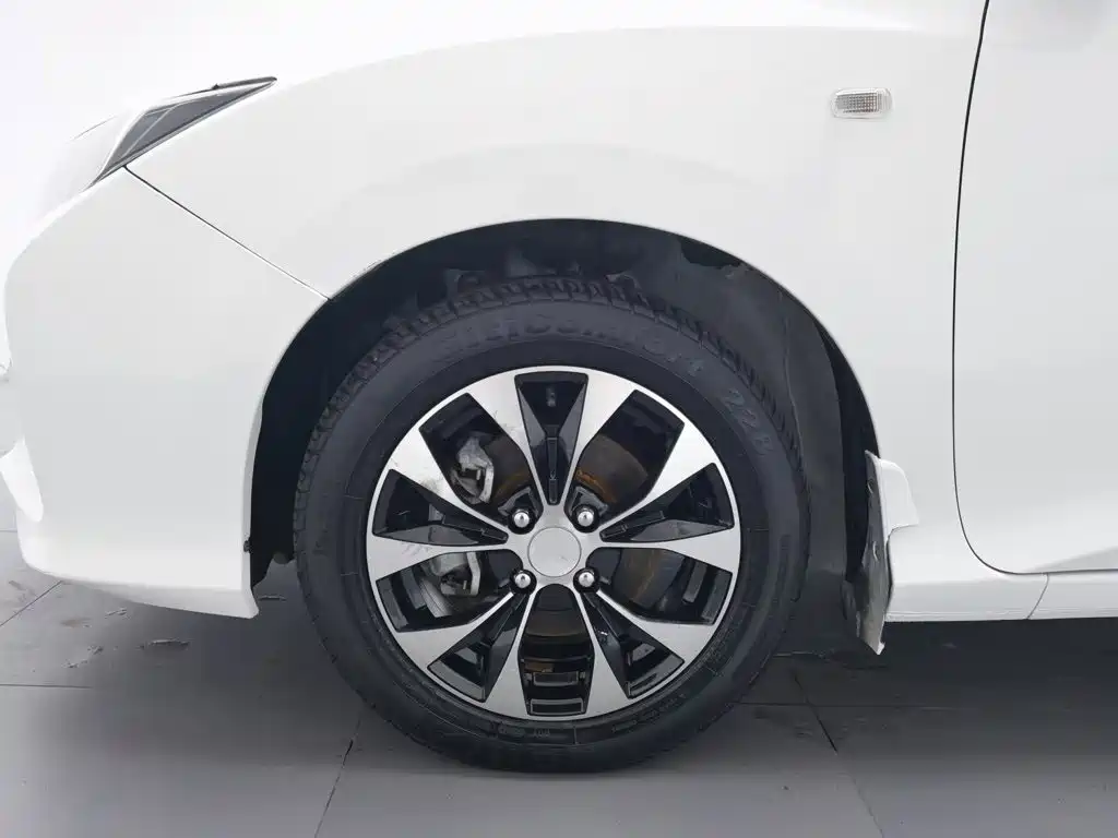 Fengfan 2017 1.5L manual comfort version купить на сайте DeffCars
